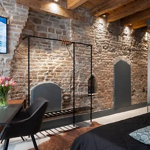  Appartamento Officine Cavour Casa Dei Leoni Centro Storico Italia